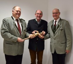 Hubertusschie�en 2019 Pfarrer Kreuz